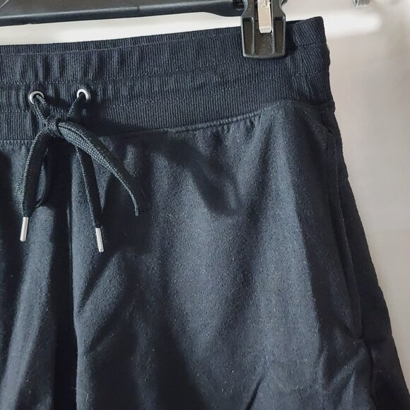 Tek Gear Essential Gear Black Mid Rise Wicking Drawcord Waist Workout Short Sz S - Picture 3 of 16